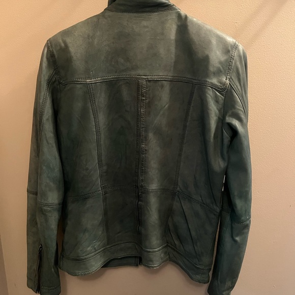 Leather Jacket - Picture 4 of 6